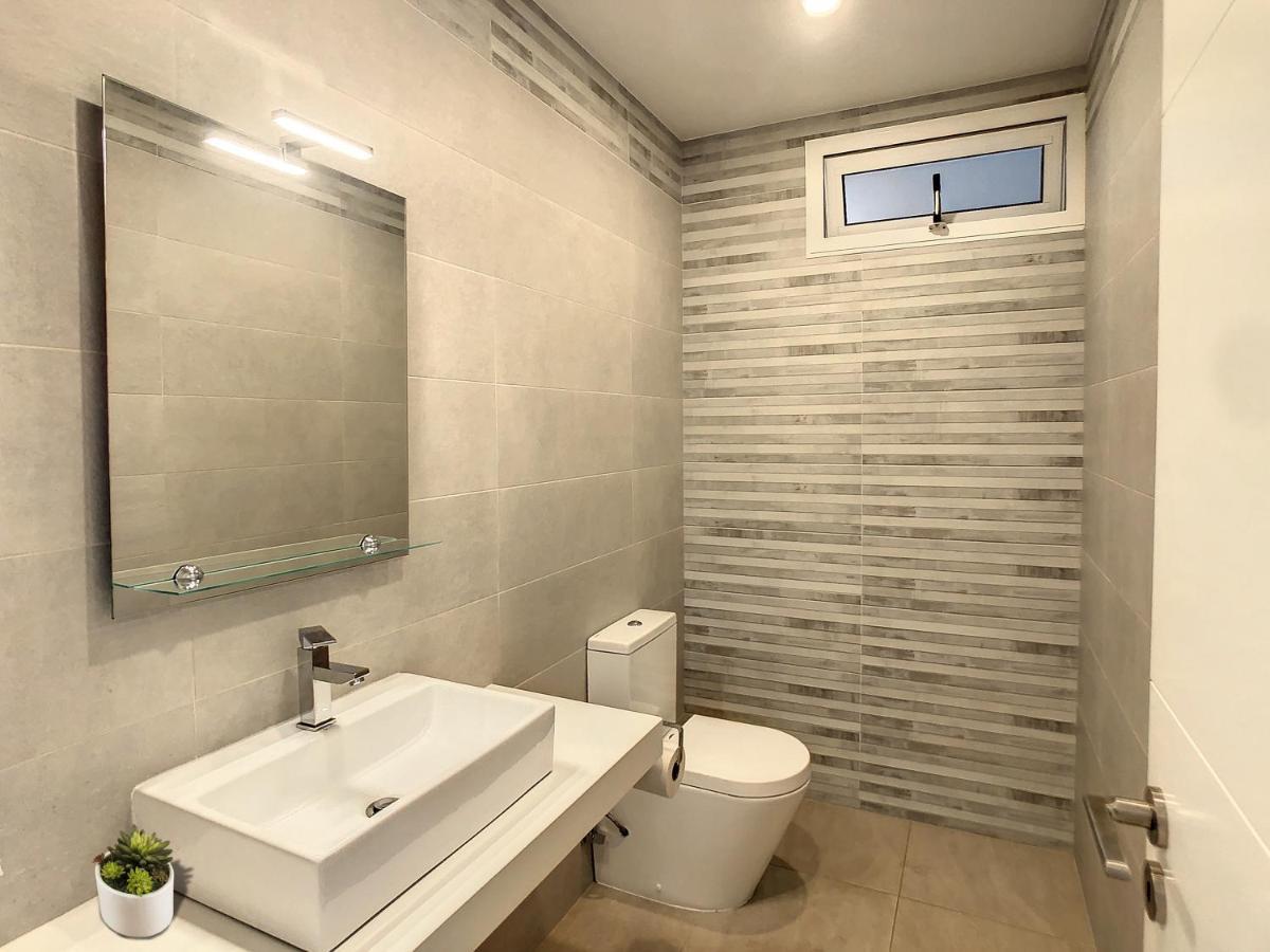 Evoque Villa By Lovelystay Arco da Calheta  Eksteriør billede